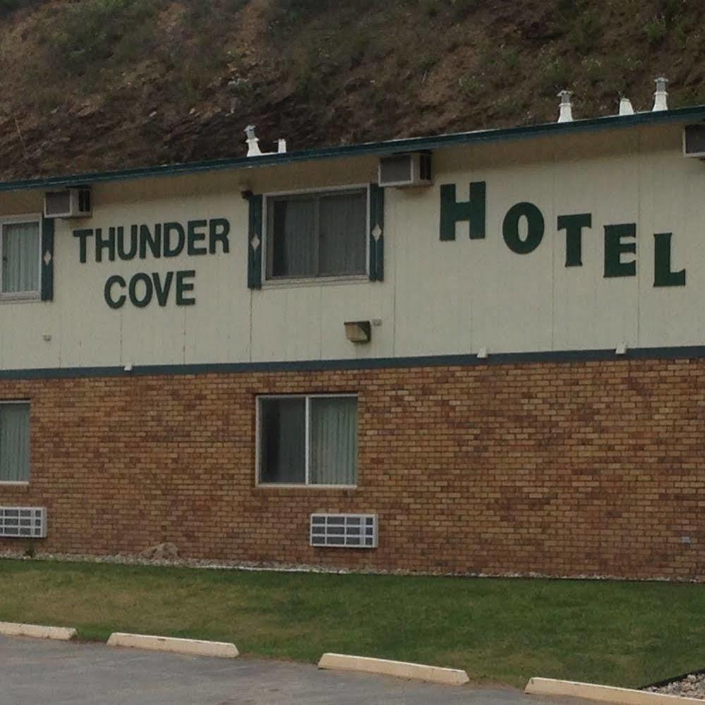 The Thunder Cove Hotel 戴德伍德 外观 照片